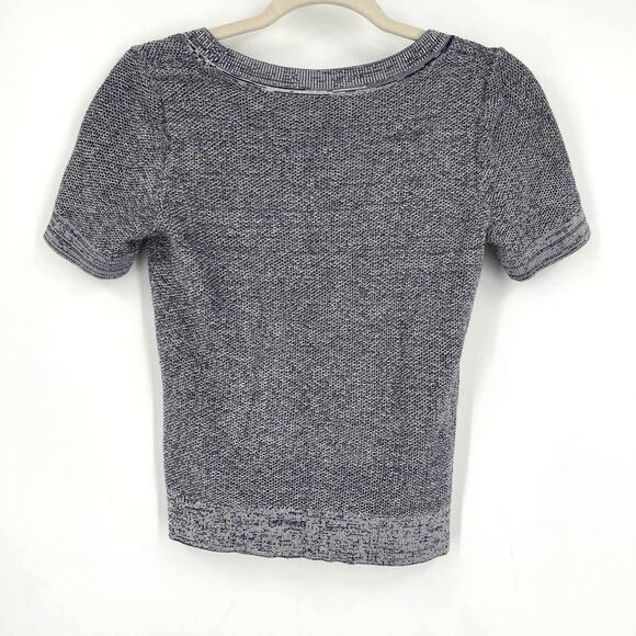 Ann Taylor Blue and White Knit Crop Top Size Small Short Sleeve - Picture 2 of 6